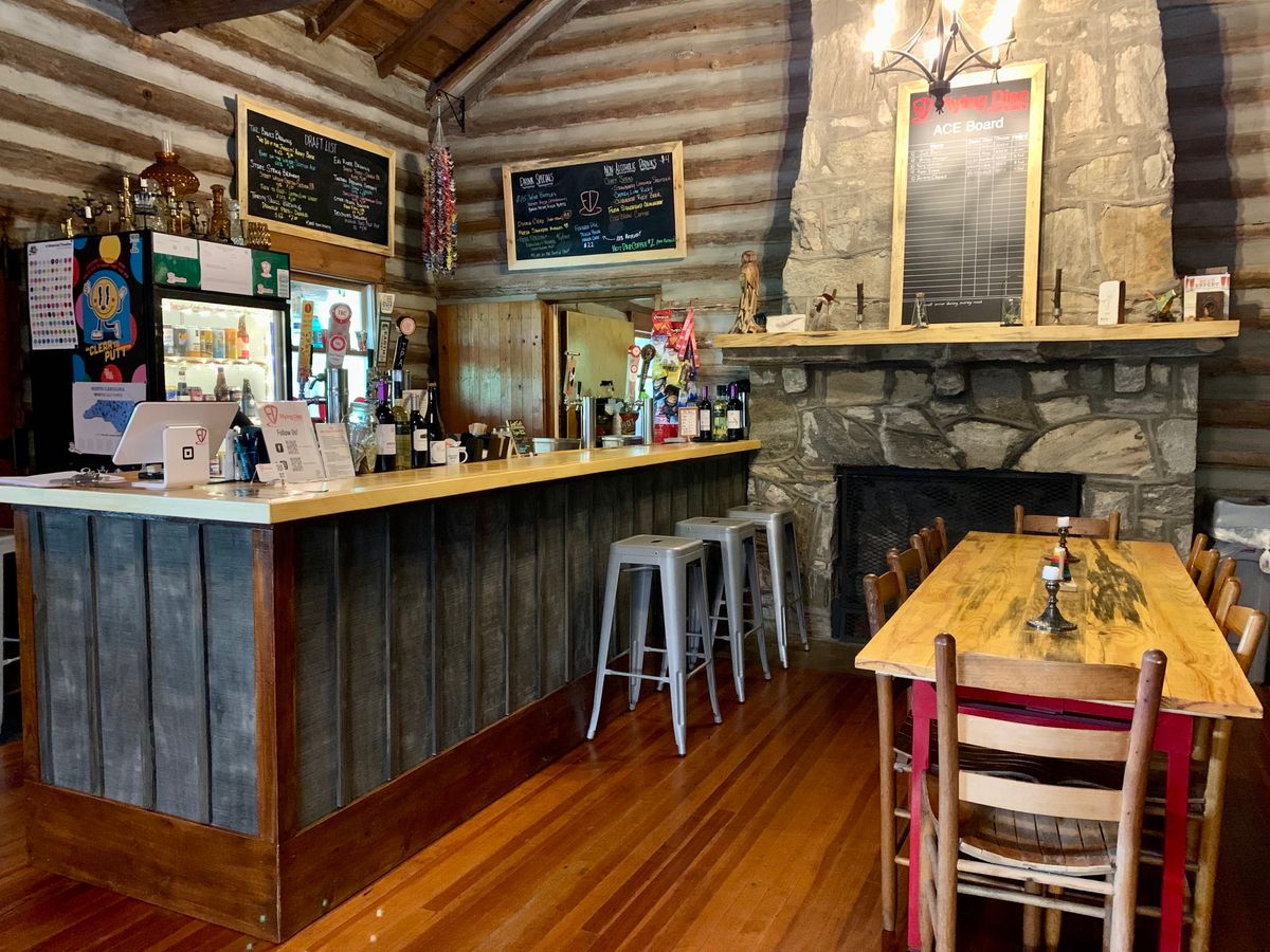 19th Green ;) Tap Room, Bottle Shop, Soda Shop, Snack Bar