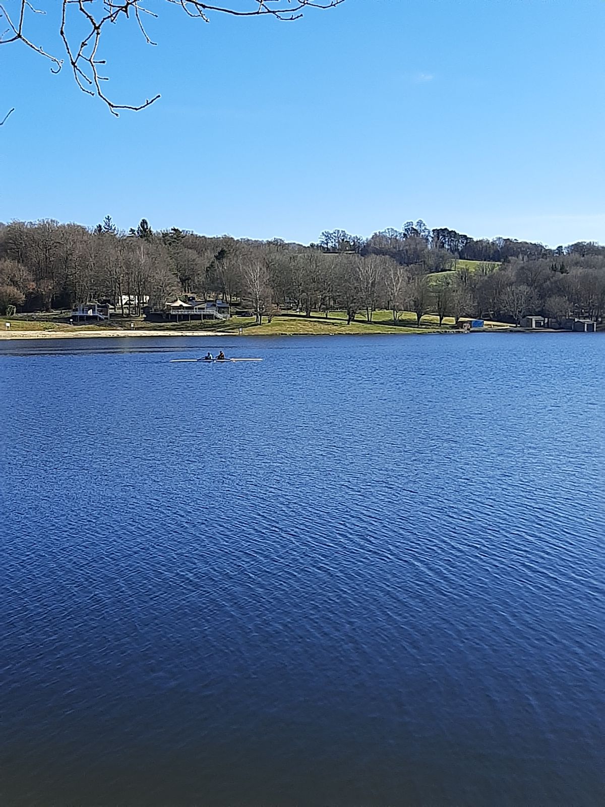 Superbes vues sur tout le lac pendant le parcours