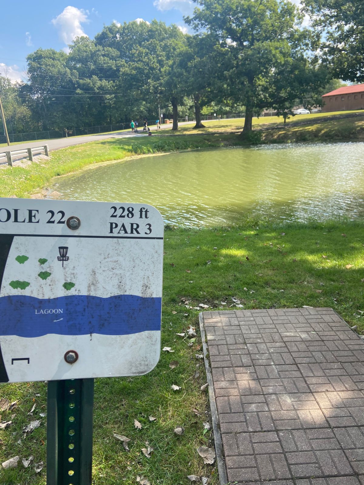 Tee pad on 22