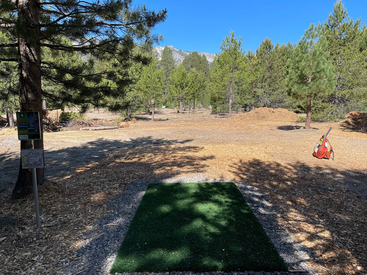 Hole 6 tee, “Echo Peak”