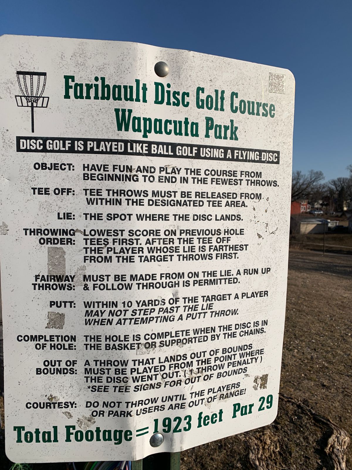 Course sign be tee 1