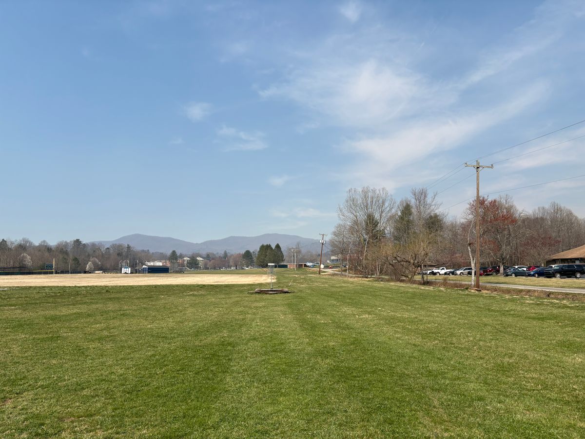 Hole 7 from the tee box