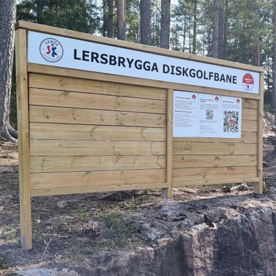 Informasjonstalve for banen.