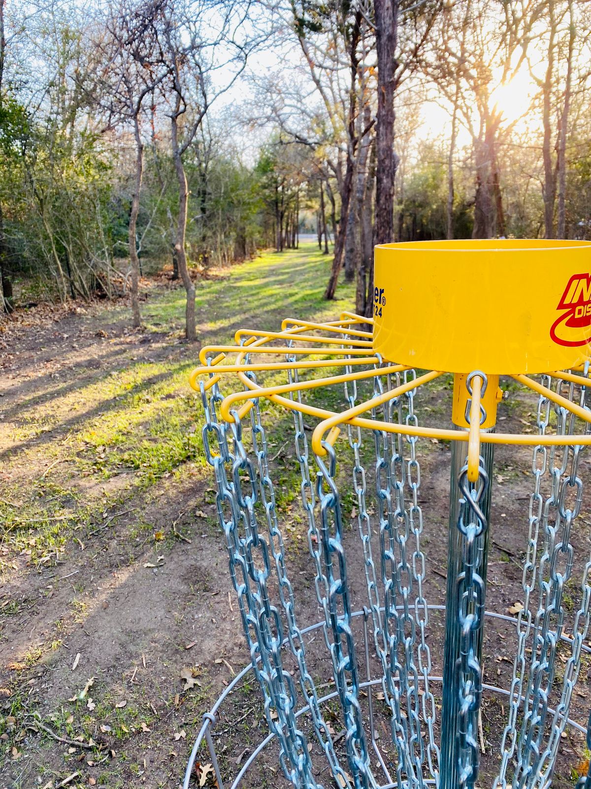 Hole 1 tight fairway with a lot of trees!!