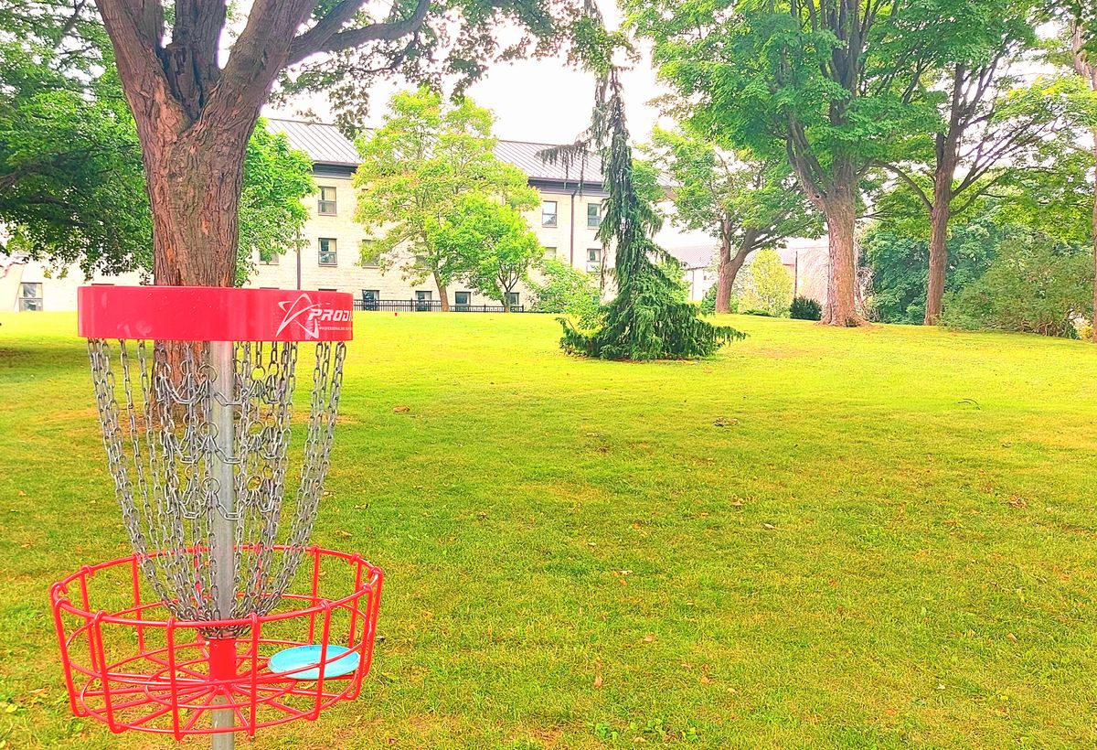 Reverse back up the fairway on hole 7.