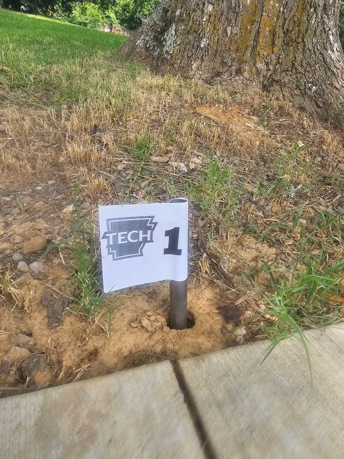 Hole 1 temp tee sign.