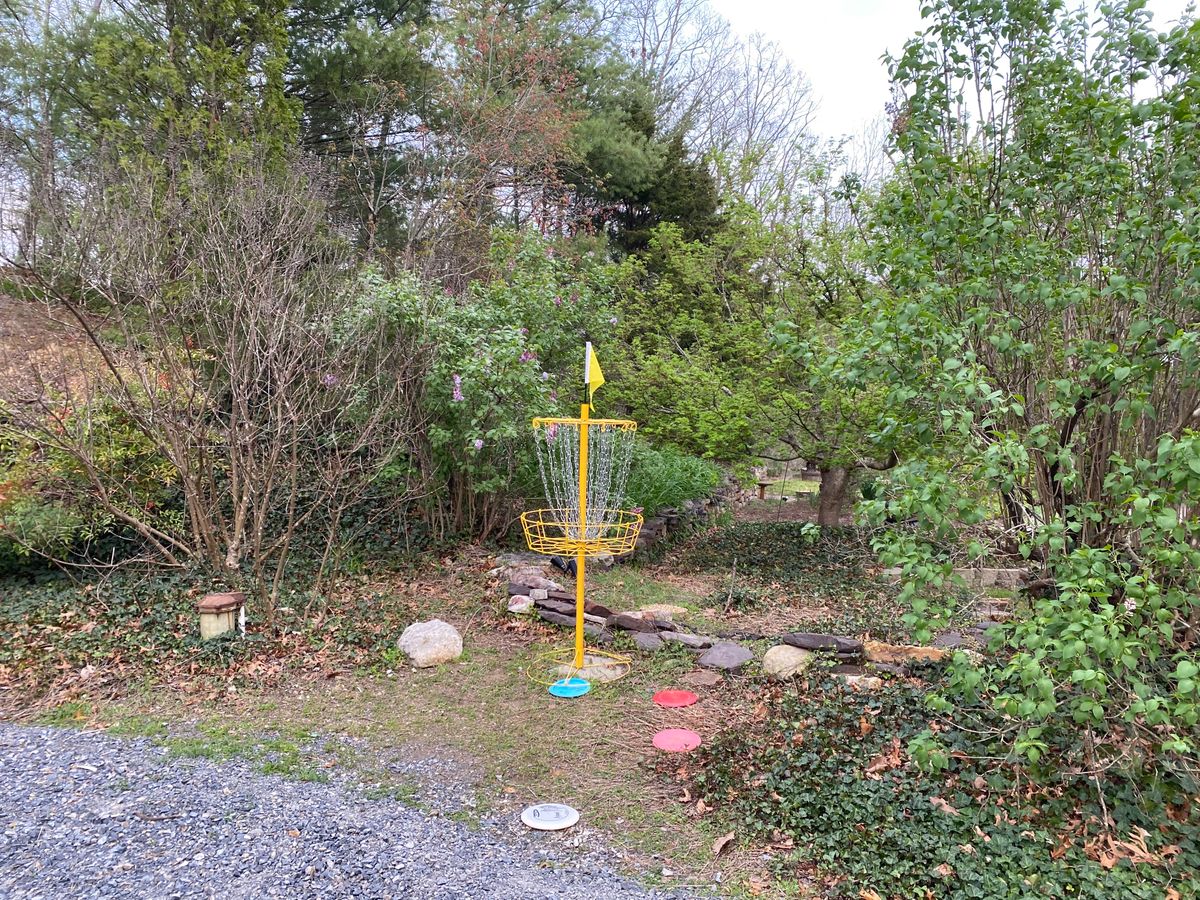 Former putting basket (moved)