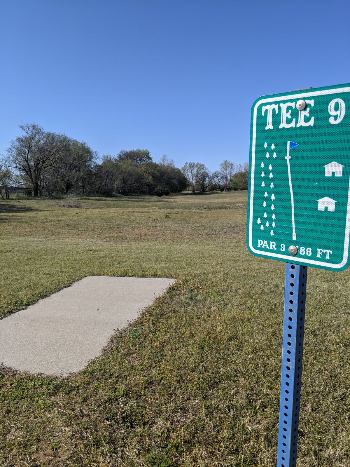 Long tee - 9th hole