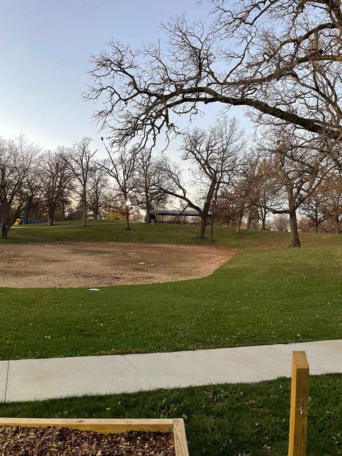 Hole 9– basket on hill