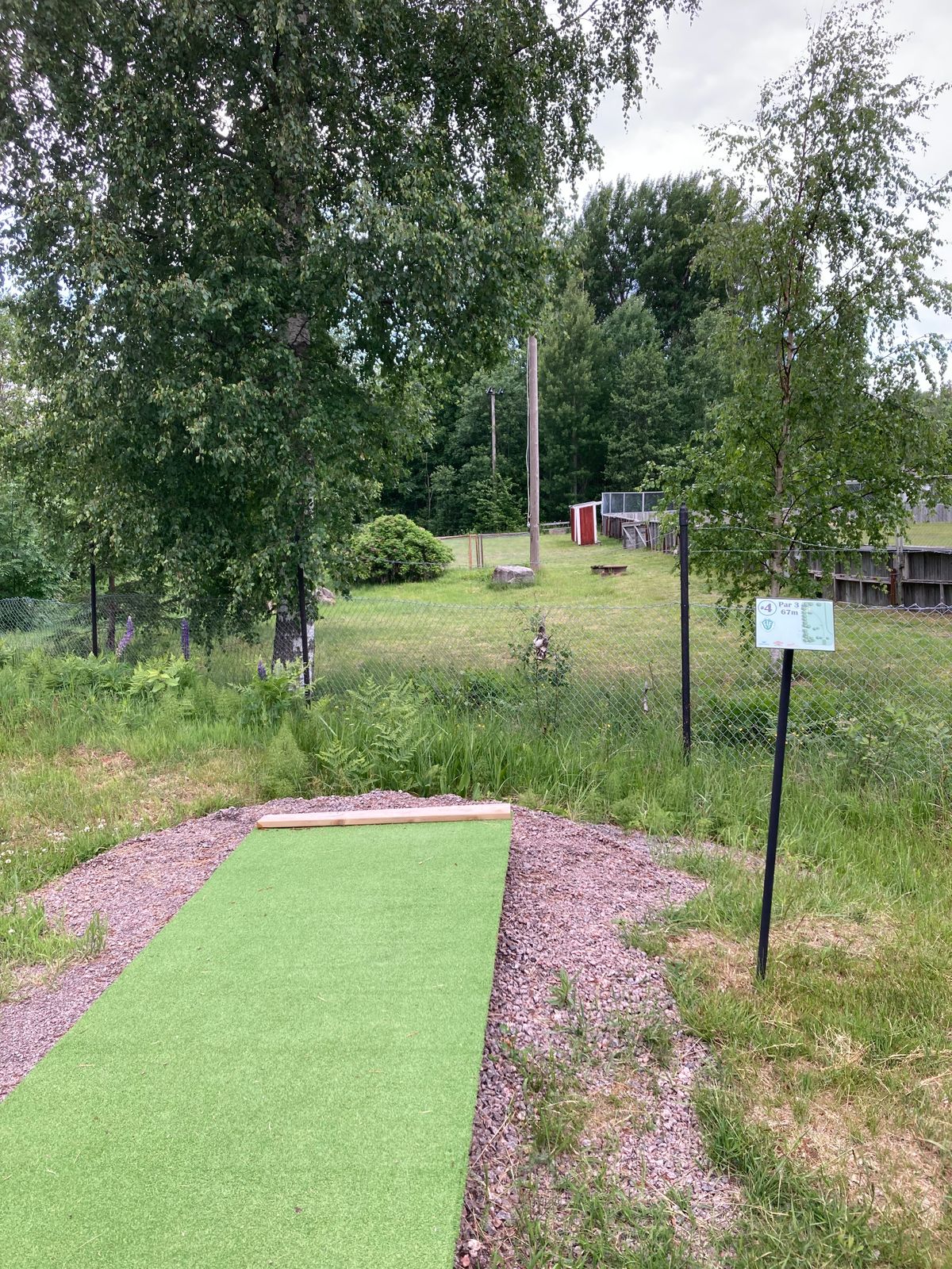 Tee hål 4
