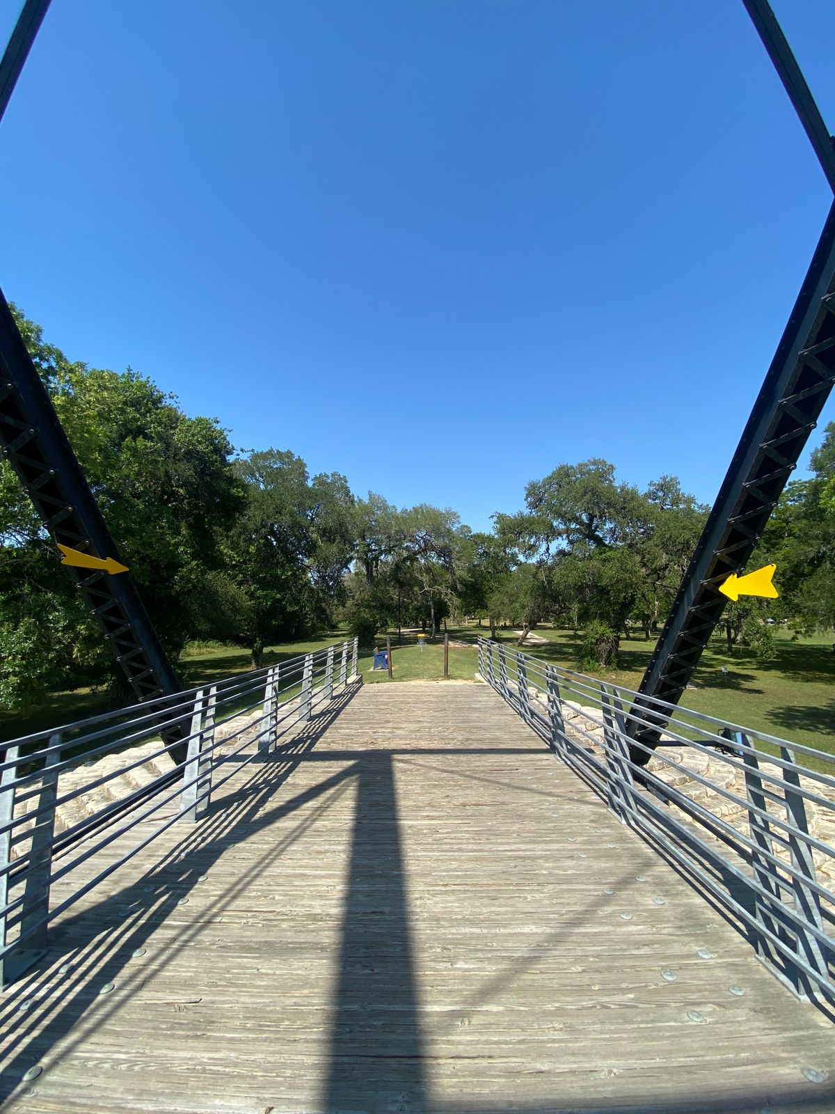 Hole 9a mando through the bridge trusses. Loving the addition of this hole along with hole 14a.