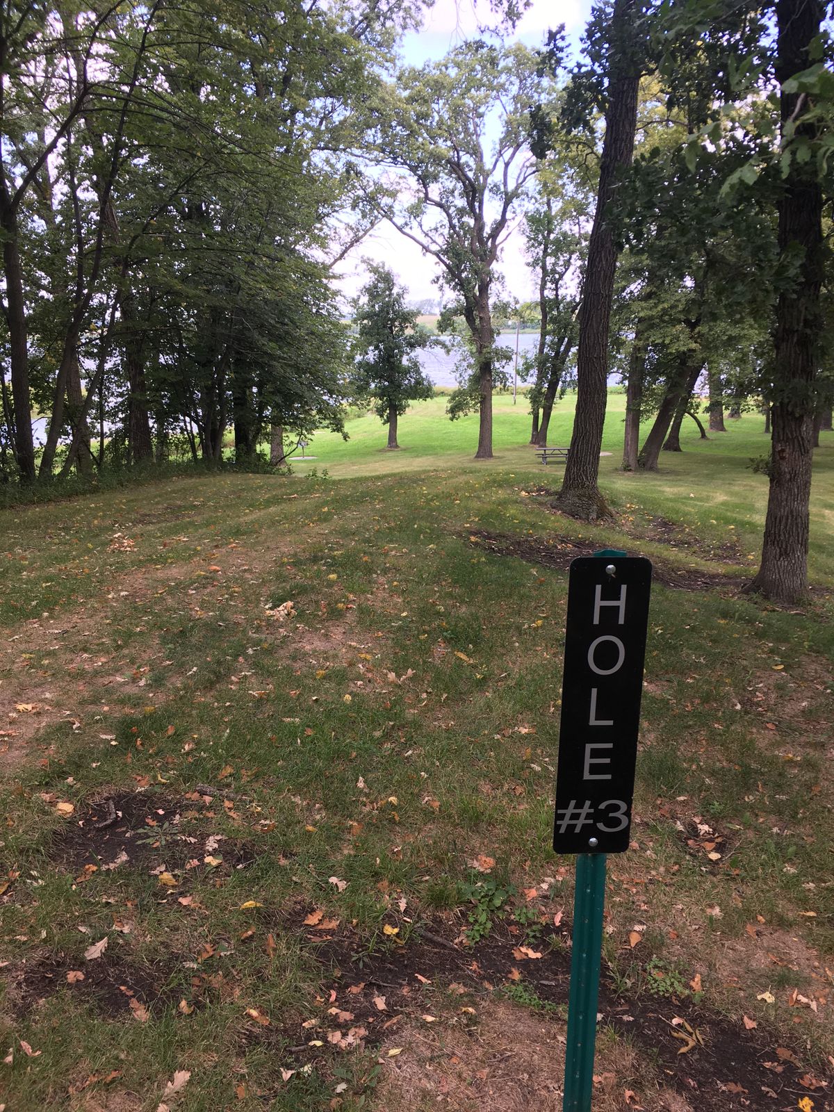 Hole 3 downhill towards the water’s edge