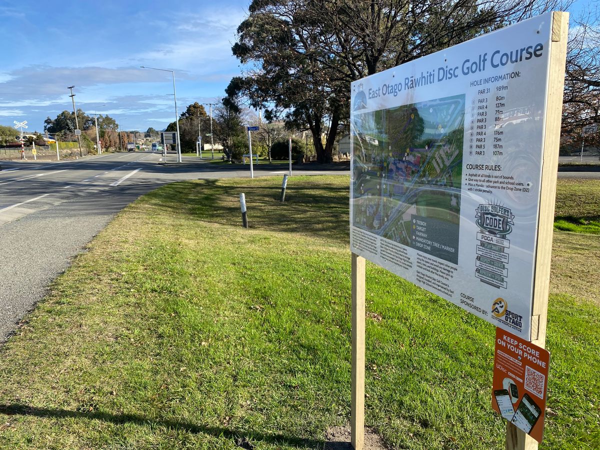 The view at the main sign from just behind tee pad 1 (near SH1 and Stour Street Palmerston)