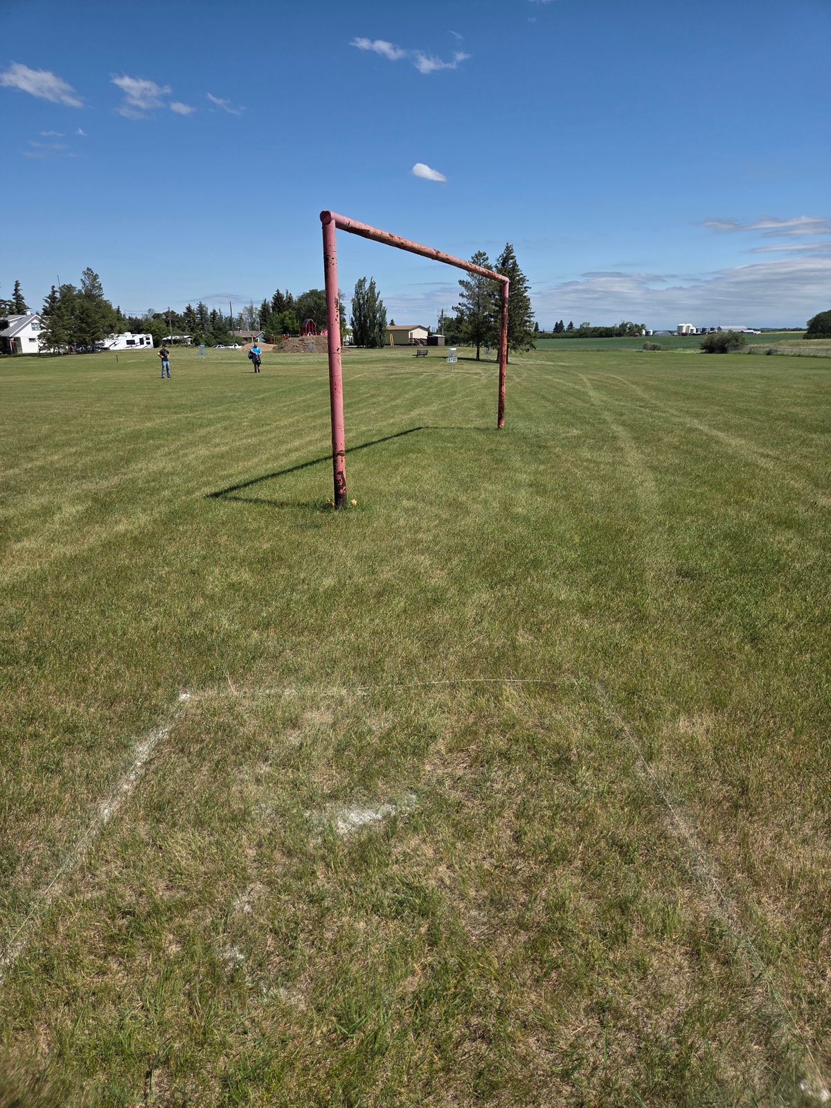 Hole 3 - We mando the soccer posts
