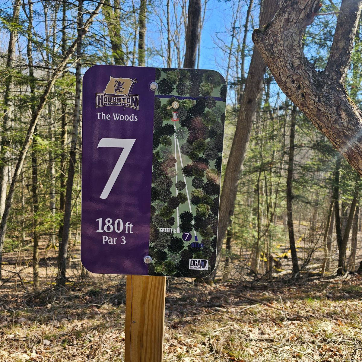 Signage for Hole #7