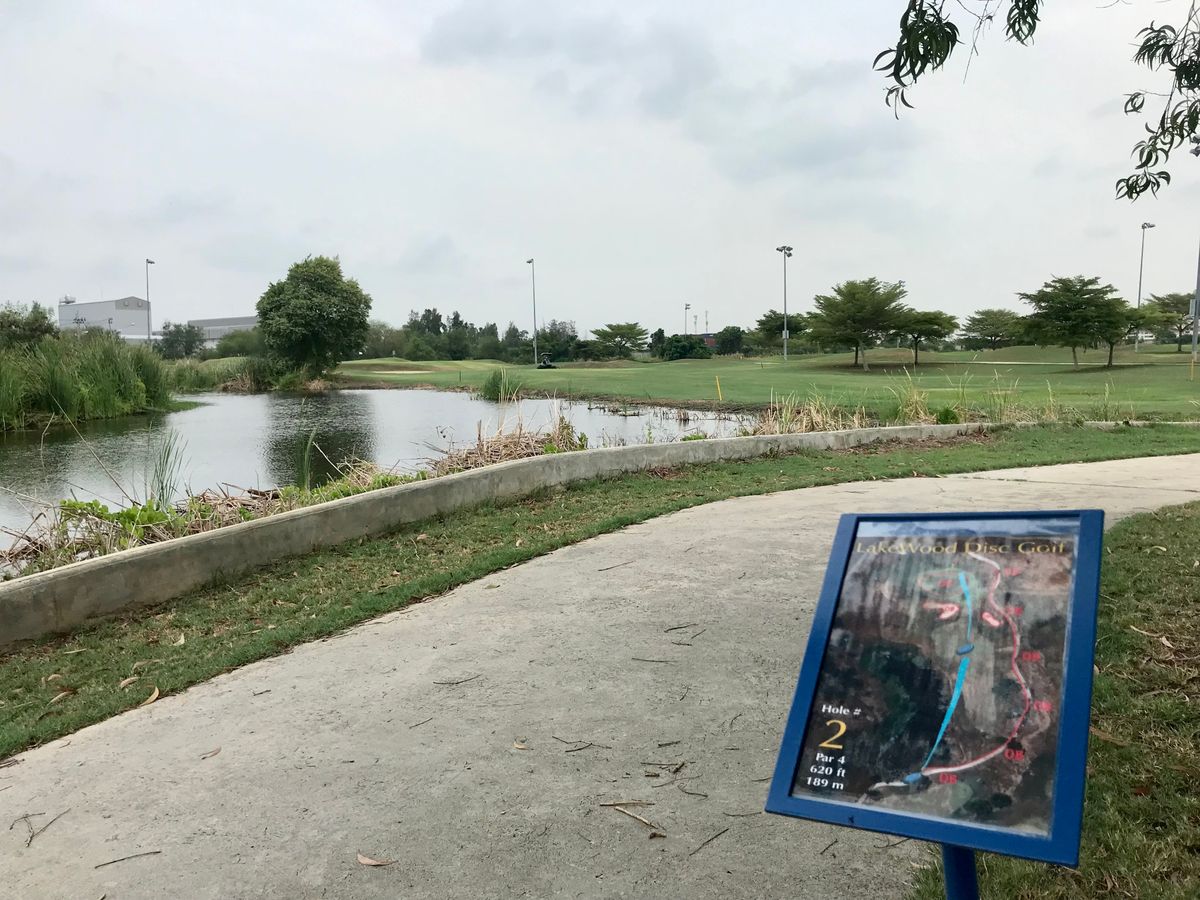 Hole 2 Tee