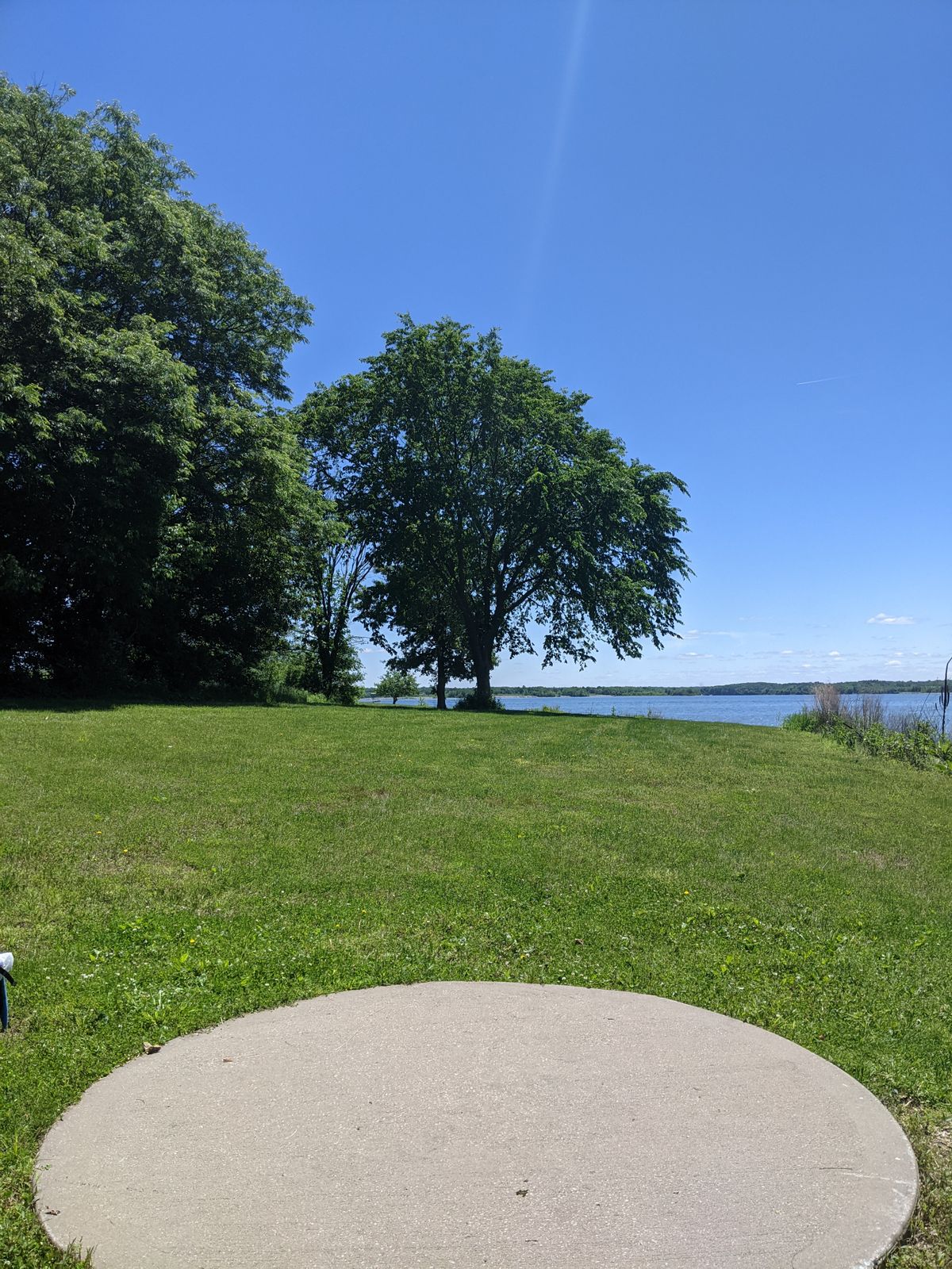 Tee 17