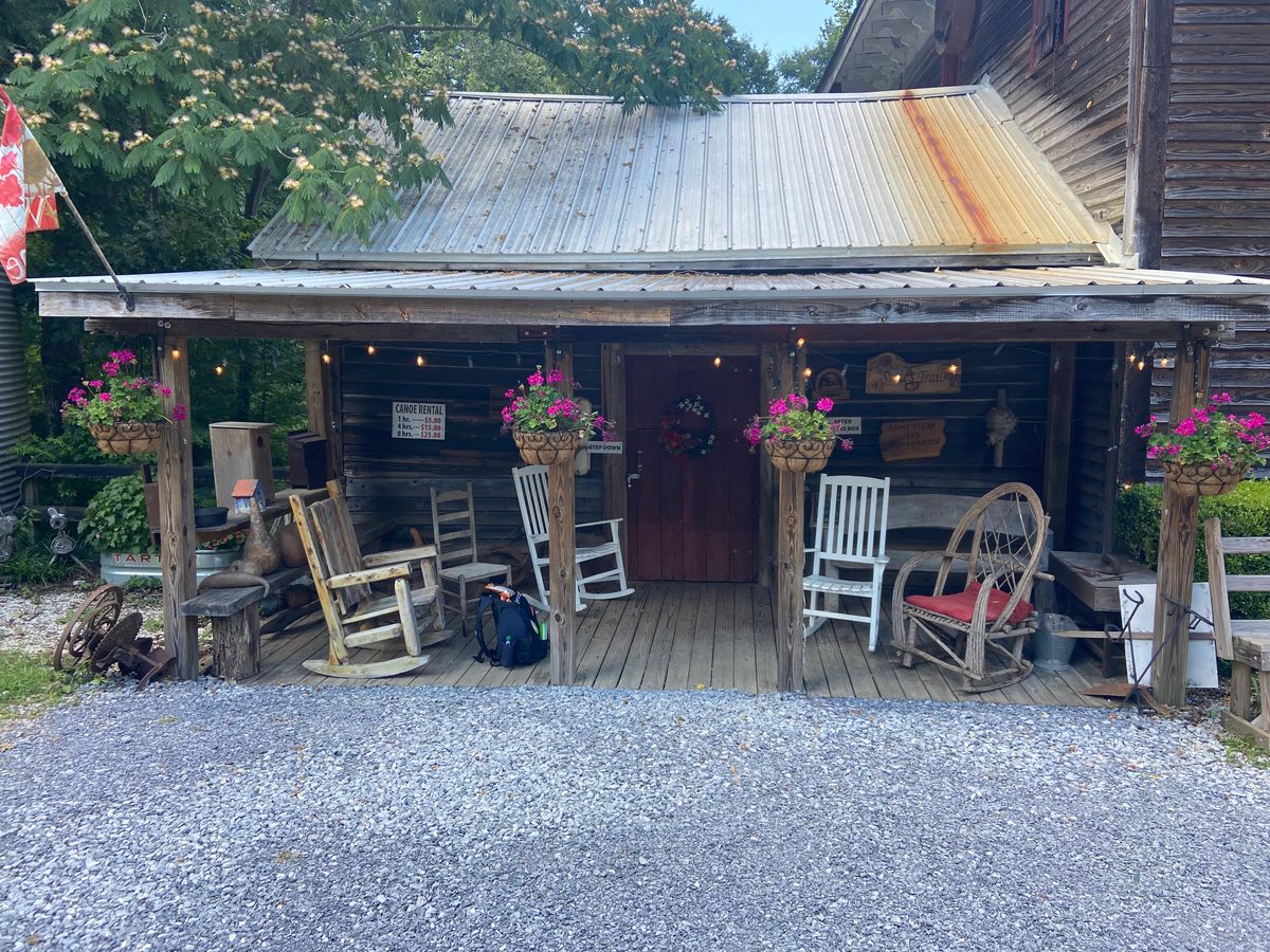 Store with ice cream, drinks, a lot of memorabilia, and pay your fee