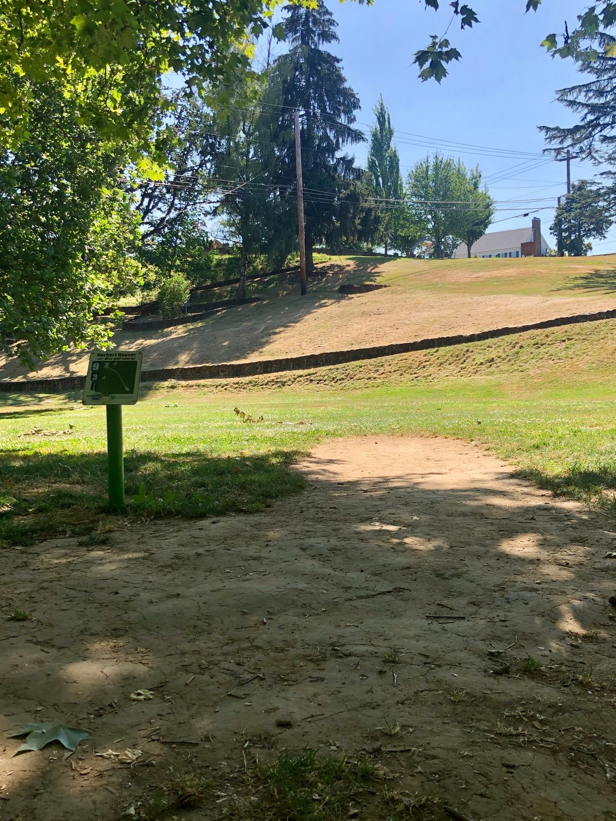 Hole 9 teepad