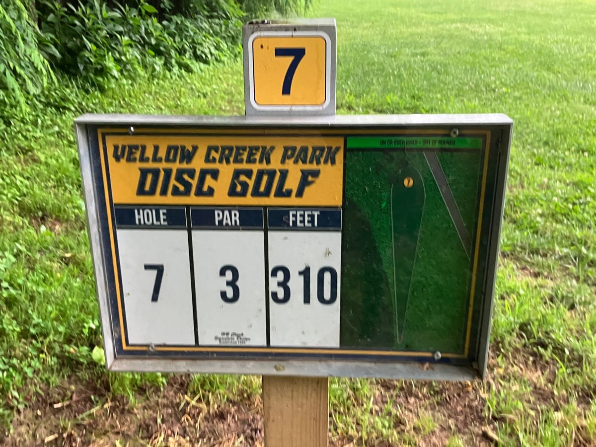 Hole 7 tee sign.