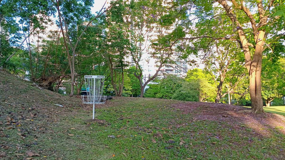 Parque Omar DG Course
Hole 8 Target