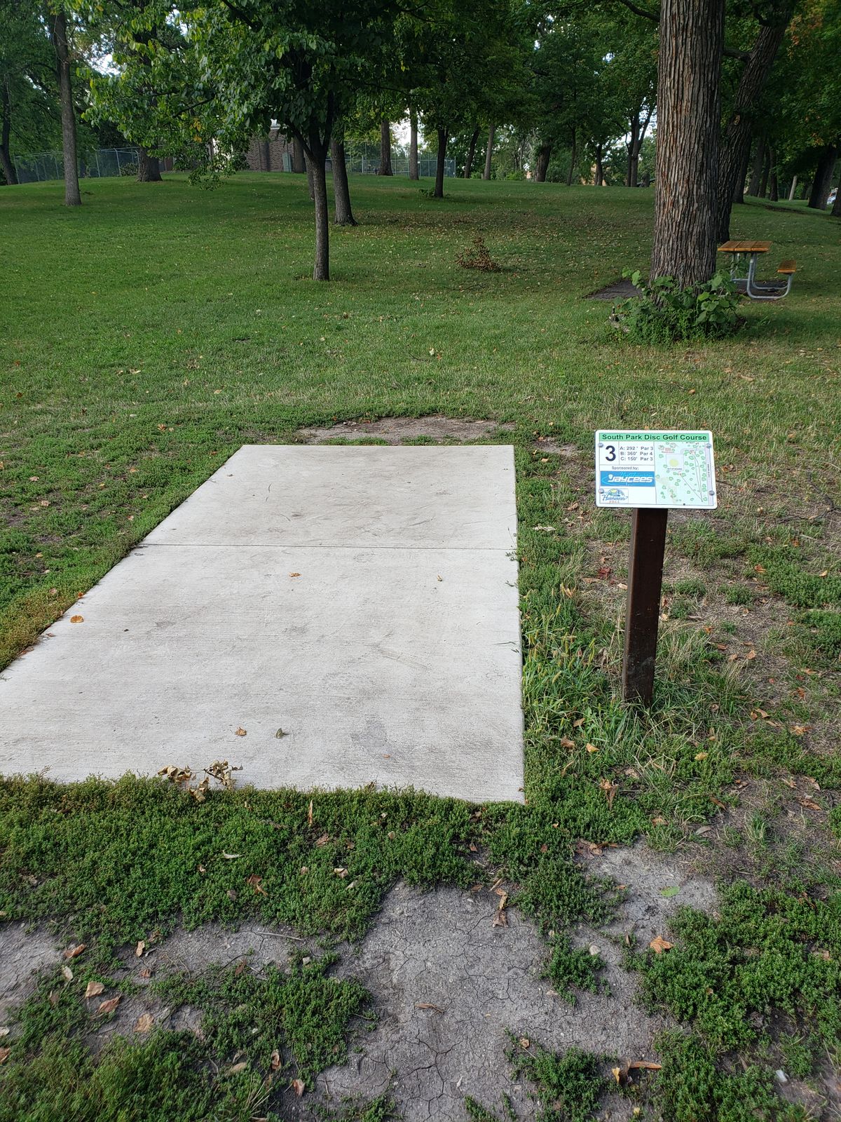 Hole 3 Tee box
A & C- par 3  B- par 4