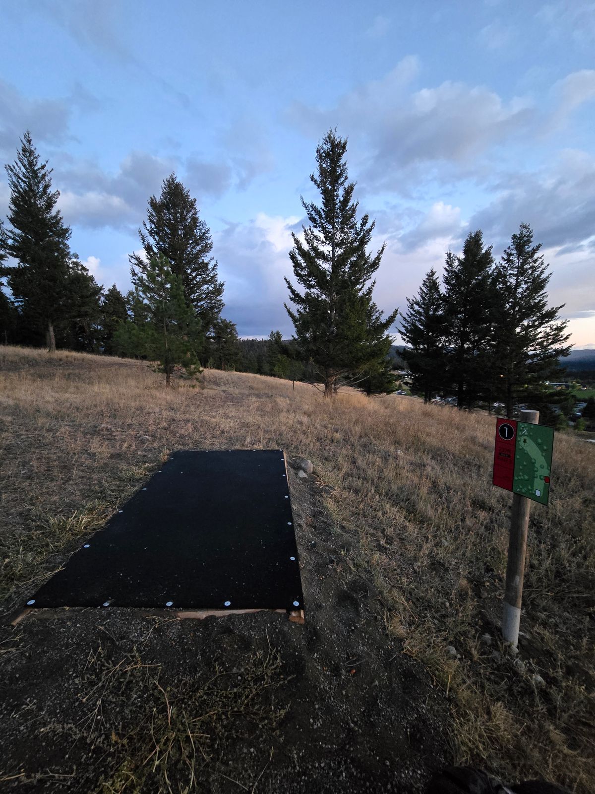 Red tee hole 1
