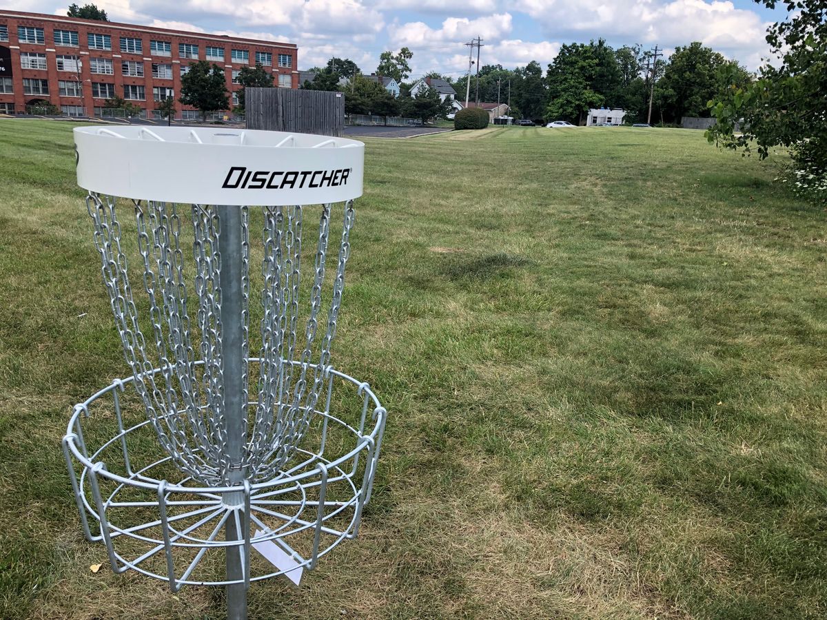 Hole 4 basket