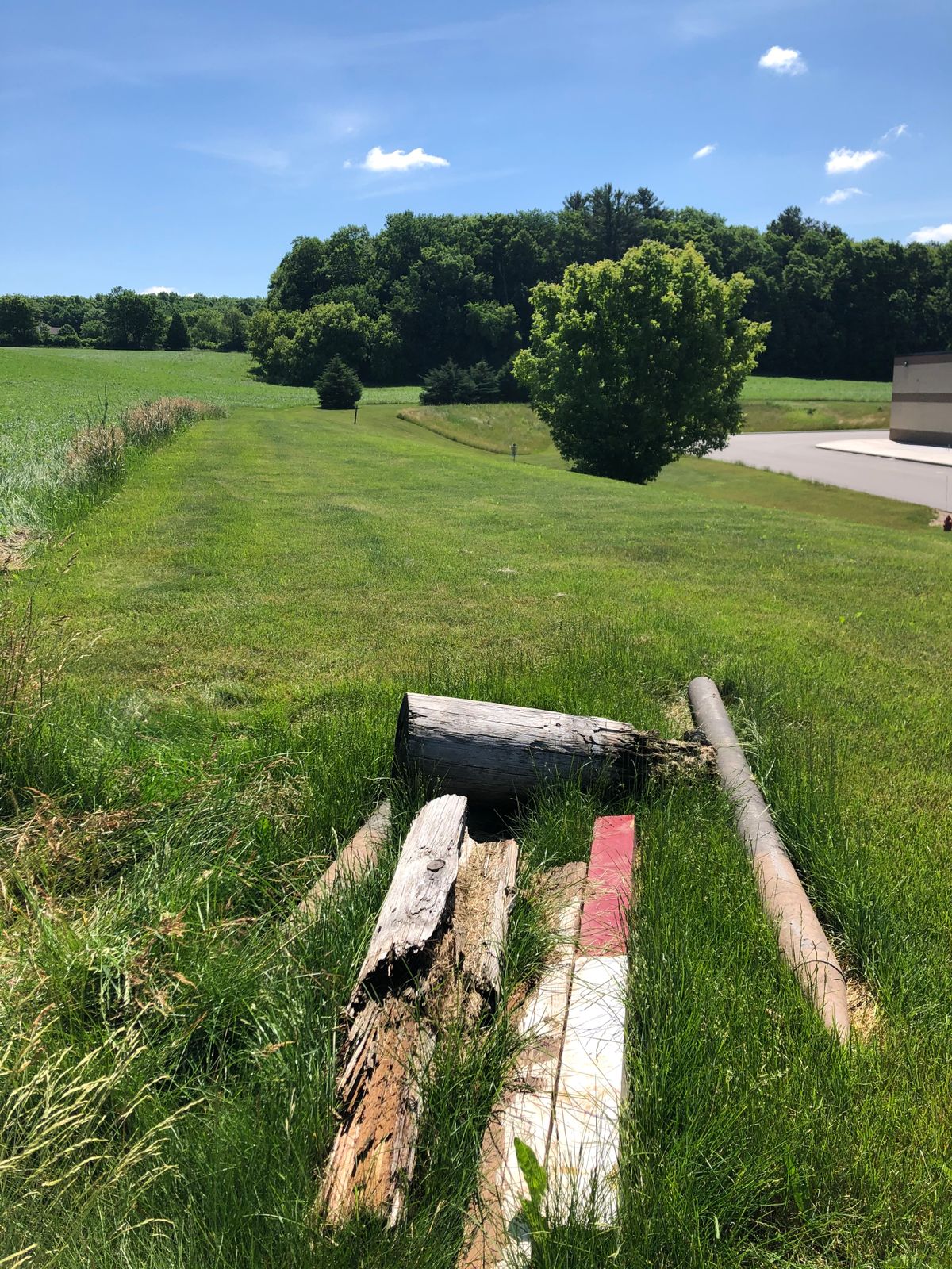 Tee area for 1