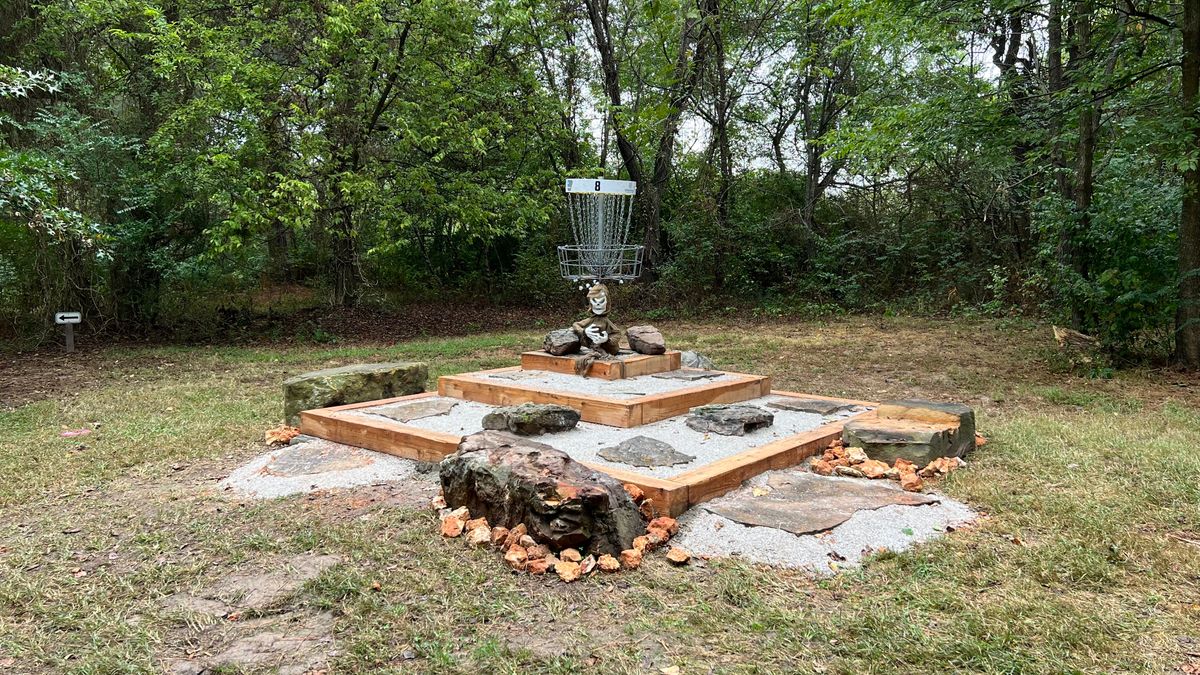 Hole 8