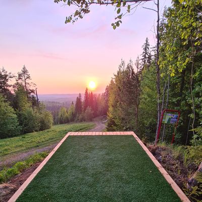 Sunset on hole 14 tee