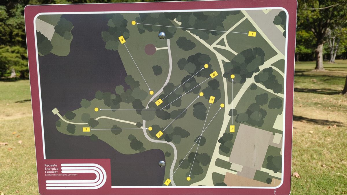 SIU Carbondale Hole Layout. 
- Hole 1,2,4,5,6,7,8,9 Par 3.
- Hole 3 Par 4. 
- No Tee Pads