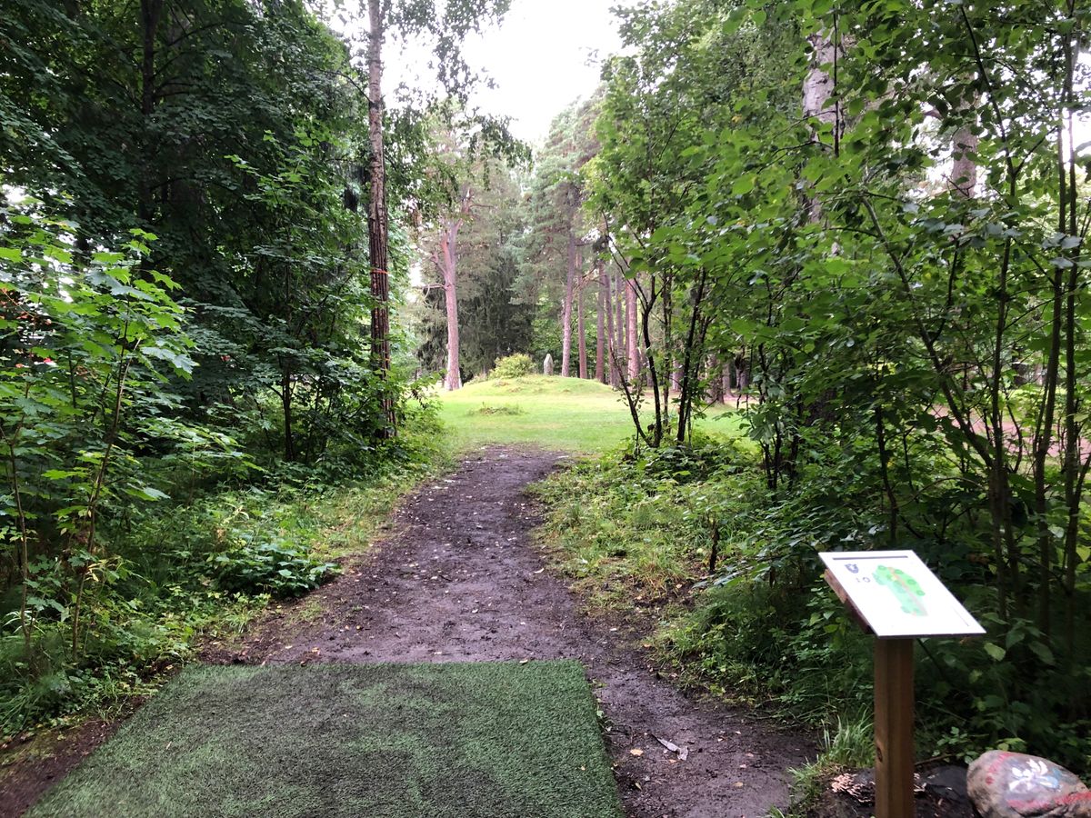 Tee hål 10