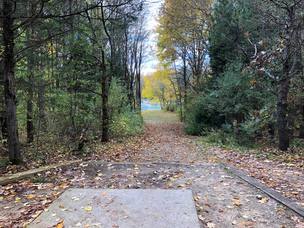 Hole 18 short teepad