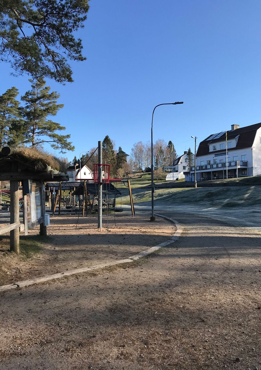 Klubbstugan med omklädning, dusch och toaletter
