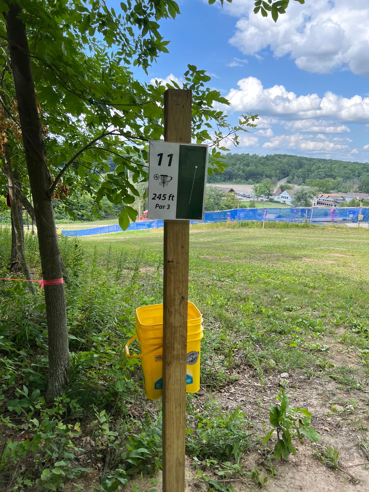 Hole 11 sign