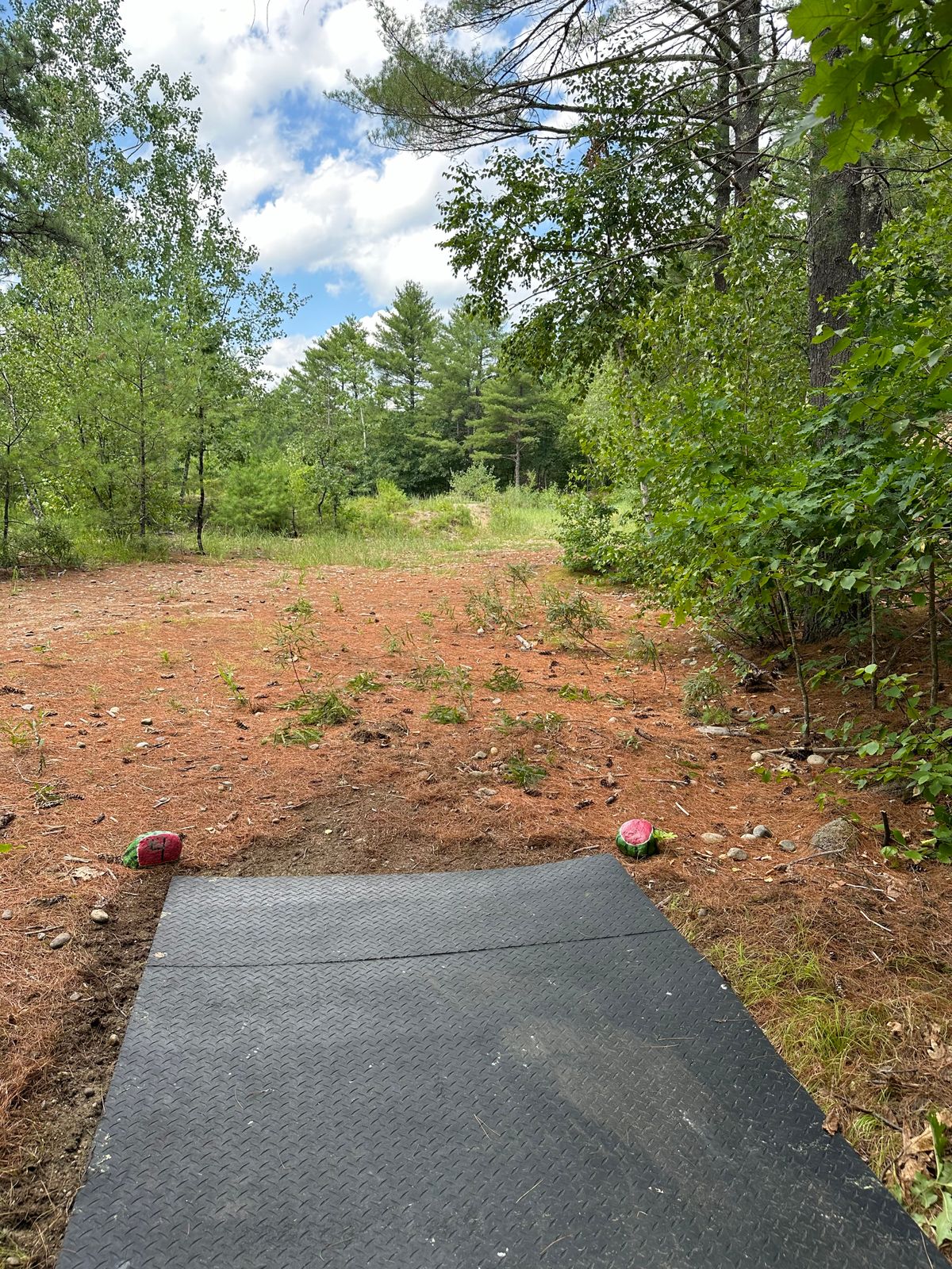 Hole 4 White Tee