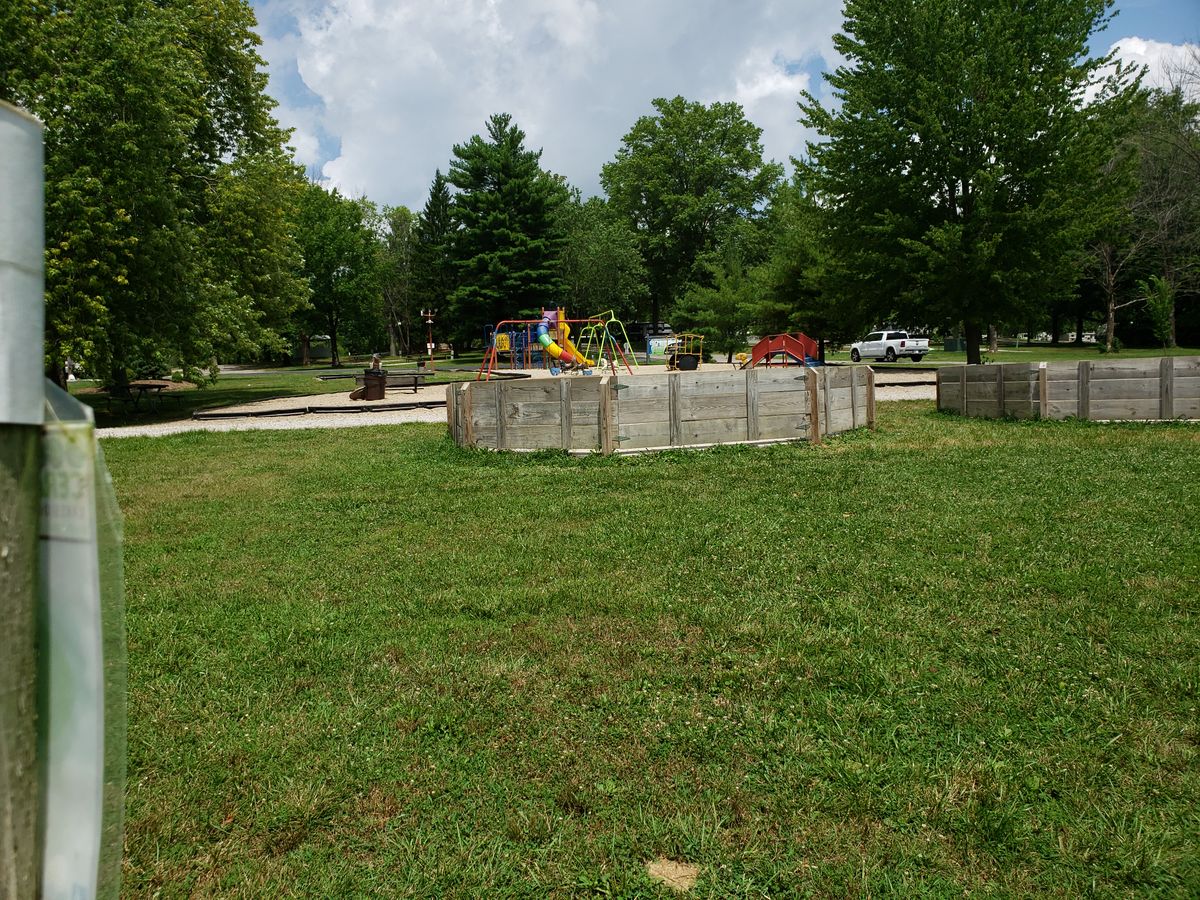 #4 Amateur Tee Sign Post looking back toward playground.