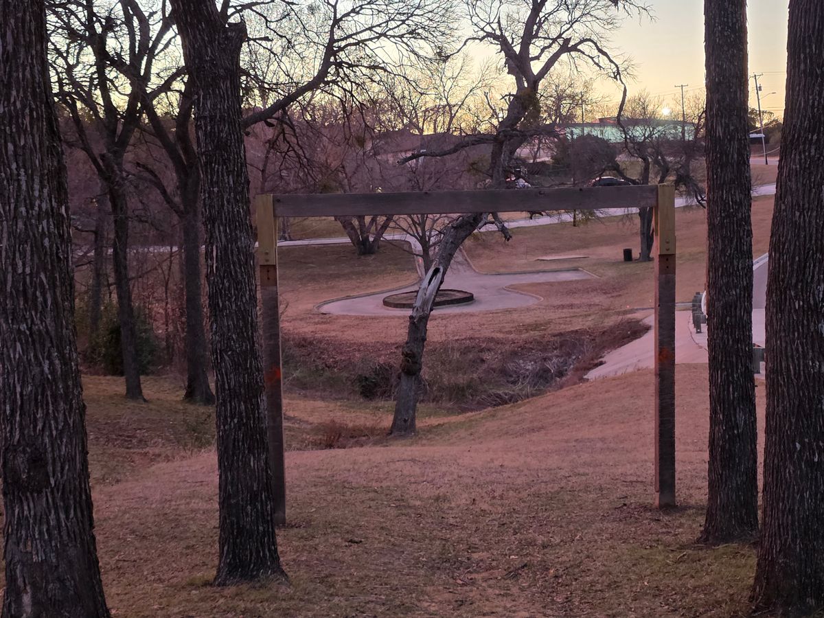 Hole 14 triple mando (clown's mouth)