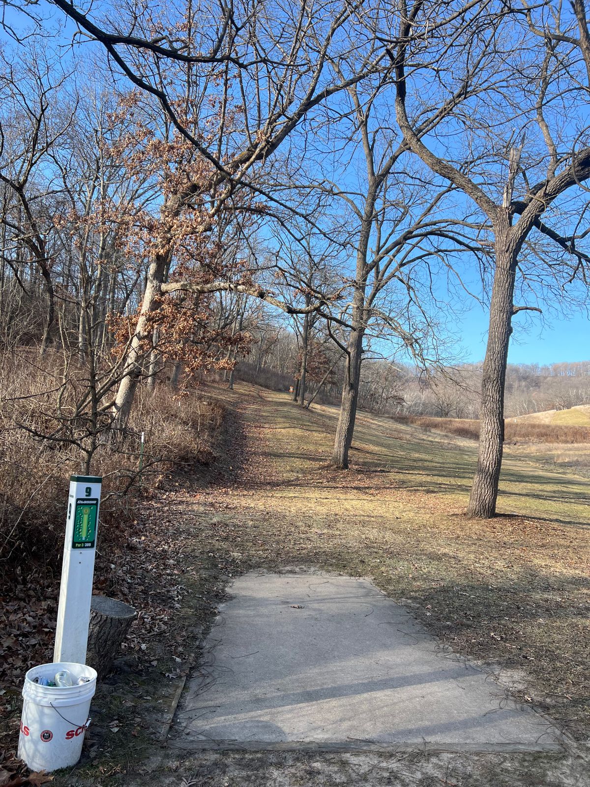 Classic Hole 9 Teepad 1/9/25