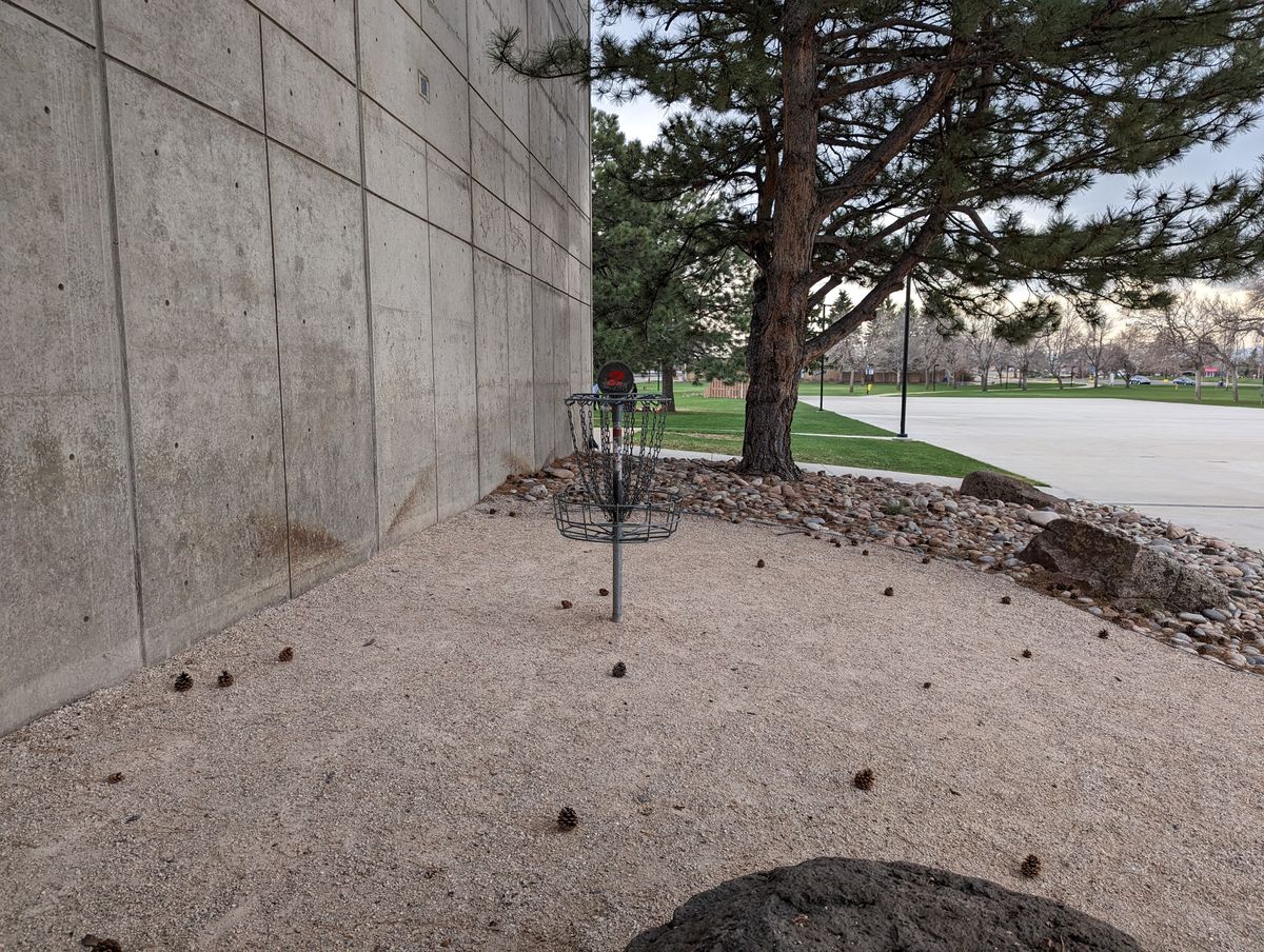 Hole 2 Basket