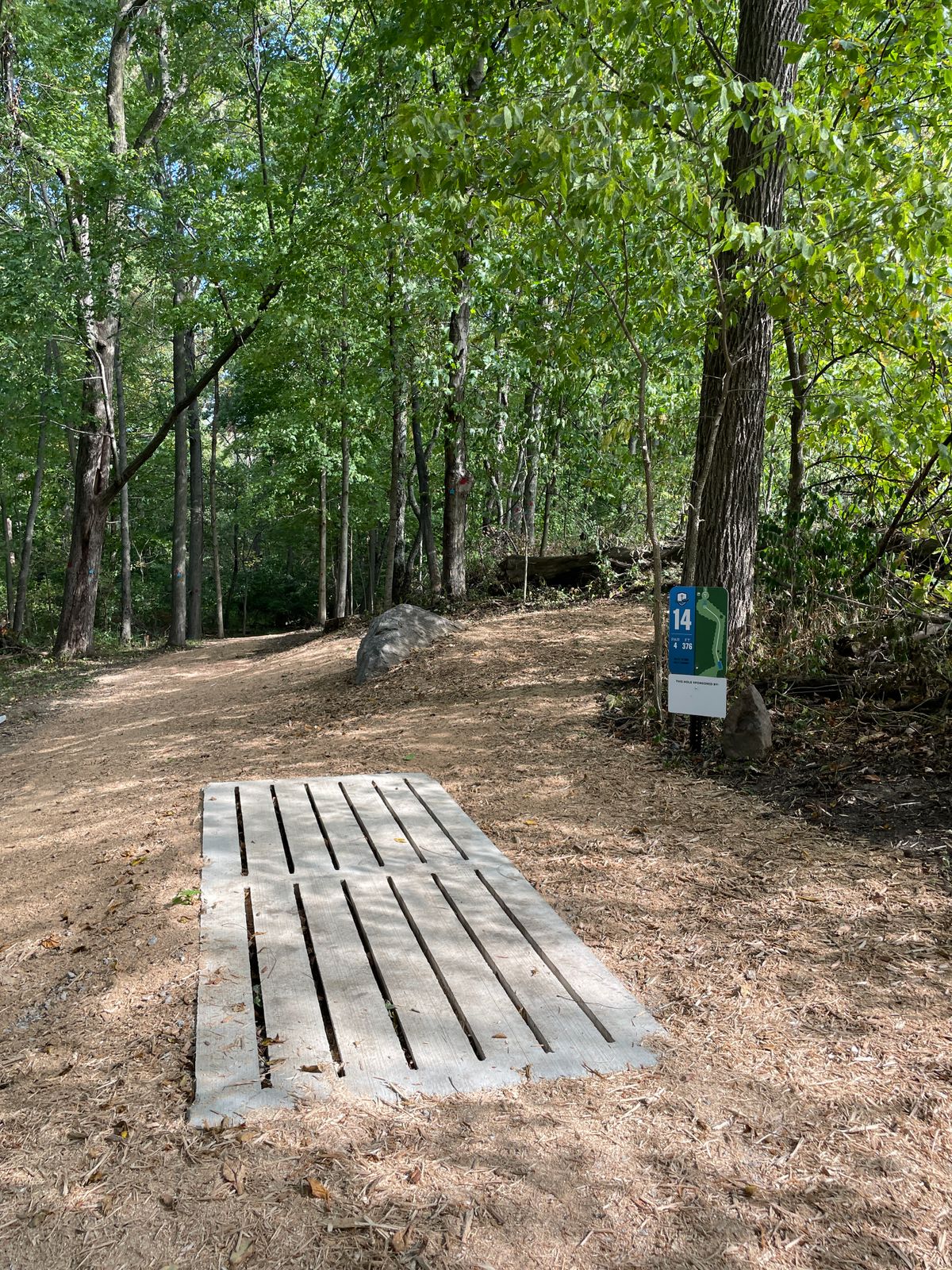Hole 14 tee-pad