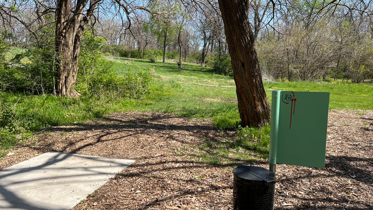Hole 10