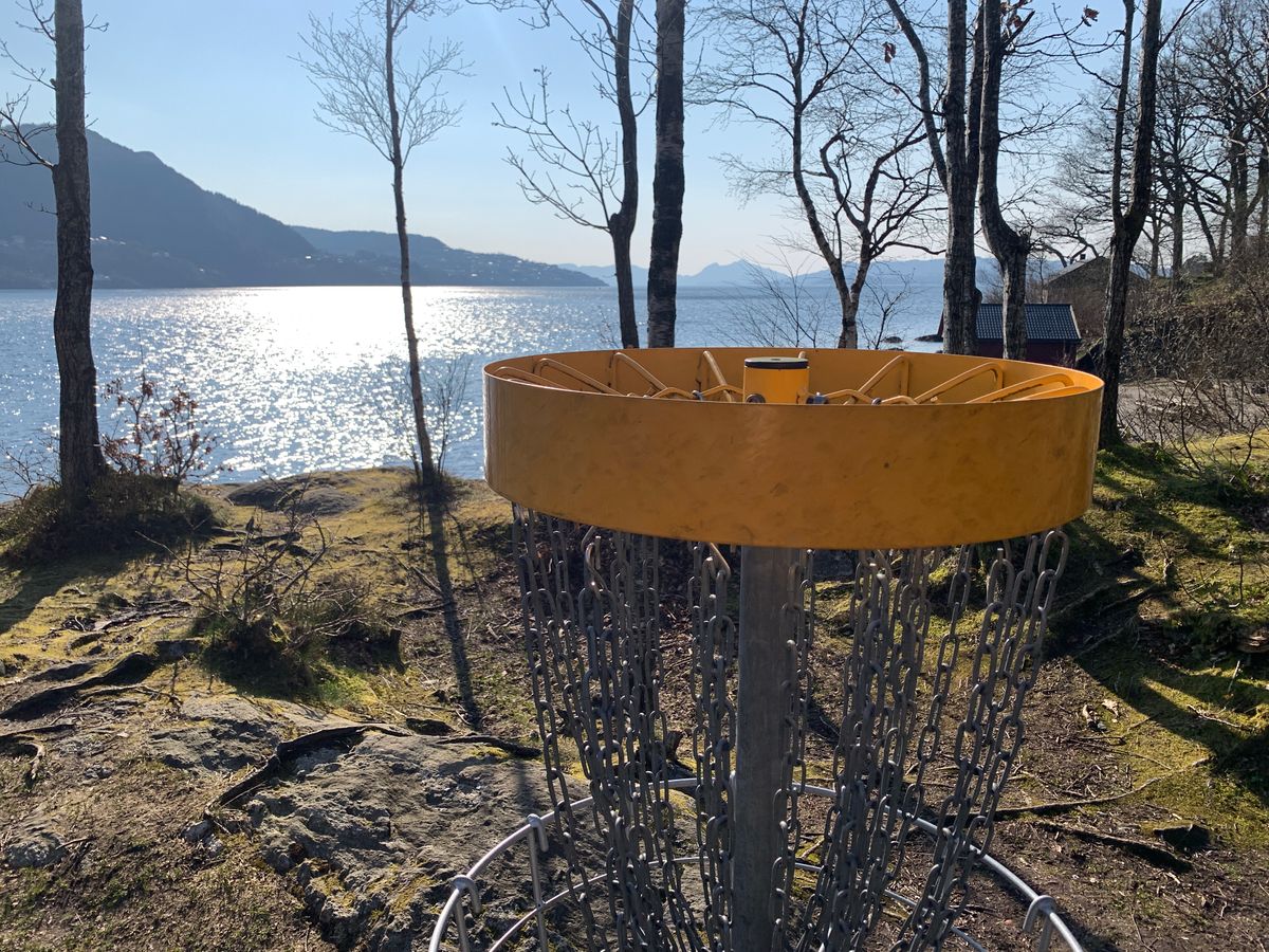 Hole 9