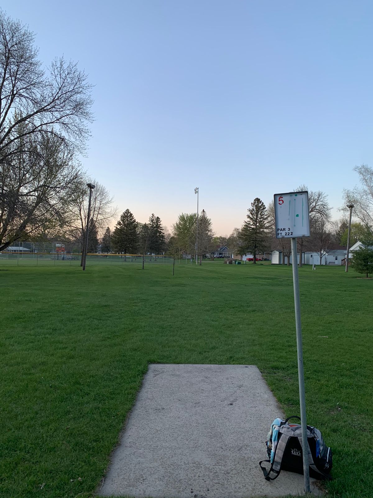 Hole 5 teepad