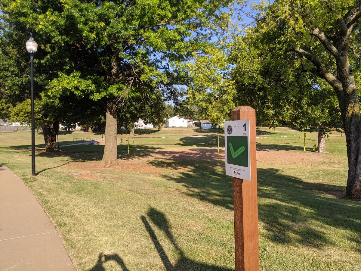 Hole 1: Basket down to the left with a drainage ditch right behind