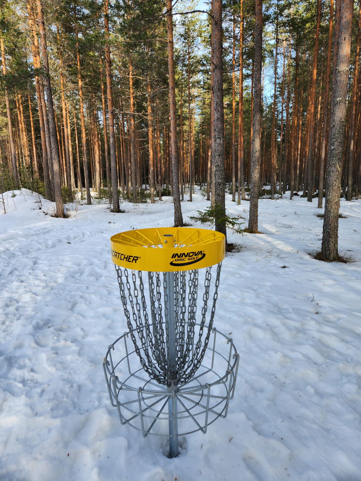 Viser litt mengden snø det er. Hull 18 her.