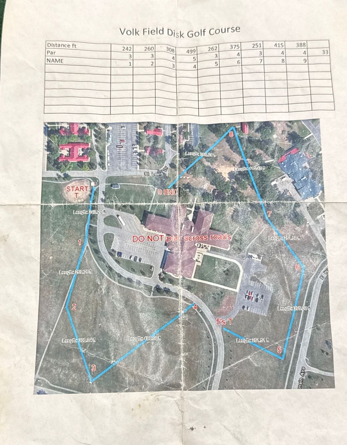 Map that is given out at the Main Lodging Center with disc rentals