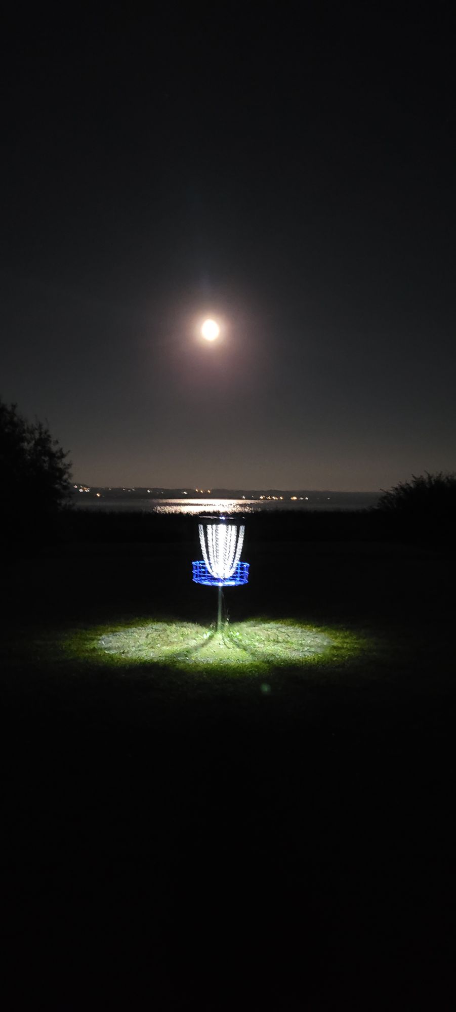 Hole 14, glow round, under the blue super moon