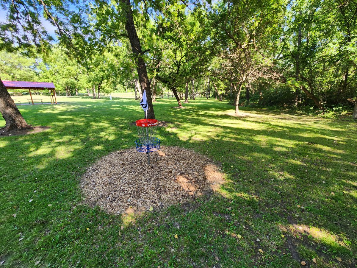 Hole 9: Walnut Alley green